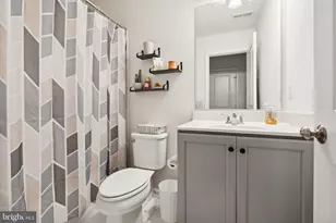 9154 Wyche Knoll Ln, Manassas, VA 20110 - Photo 15