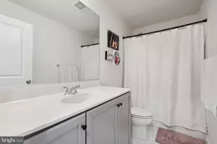 9154 Wyche Knoll Ln, Manassas, VA 20110 - Photo 7