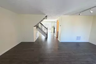 4715 Still Pl, Woodbridge, VA 22193 - Photo 3