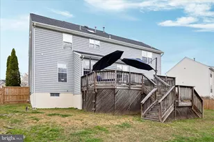 13169 Quade Ln, Woodbridge, VA 22193 - Photo 7