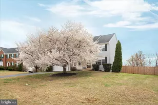 13169 Quade Ln, Woodbridge, VA 22193 - Photo 3