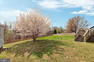 13169 Quade Ln, Woodbridge, VA 22193 - Photo 17