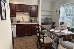 12232 Nutmeg Ct, Woodbridge, VA 22192 - Photo 3