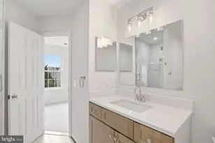 14275 Newbern Loop, Gainesville, VA 20155 - Photo 19