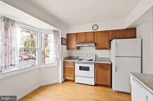 10192 Winchester Ct, Manassas, VA 20109 - Photo 11