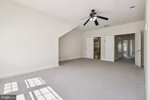 16451 Kenneweg Ct, Woodbridge, VA 22191 - Photo 13