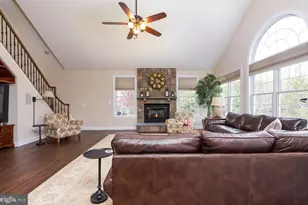 5330 Chaffins Farm Ct, Haymarket, VA 20169 - Photo 27