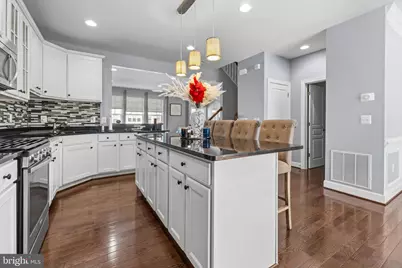 16729 Shackleford Way, Woodbridge, VA 22191 - Photo 9