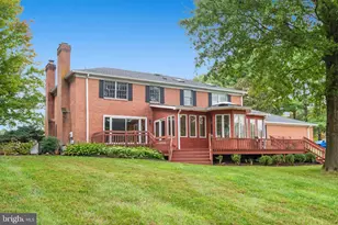 3819 Delashmutt Dr, Haymarket, VA 20169 - Photo 7