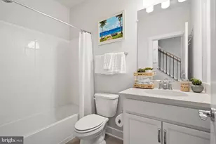 17307 Turnstone Dr, Dumfries, VA 22026 - Photo 9