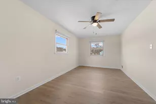 13899 Montoclair Ln, Woodbridge, VA 22193 - Photo 11