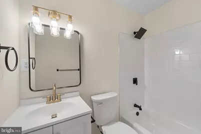 13899 Montoclair Lane, Woodbridge, VA 22193 - Photo 17