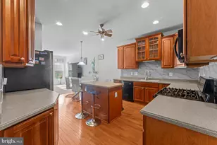 16135 Sheringham Way, Gainesville, VA 20155 - Photo 25