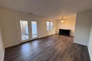 12335 Woodlawn Ct, Woodbridge, VA 22192 - Photo 3