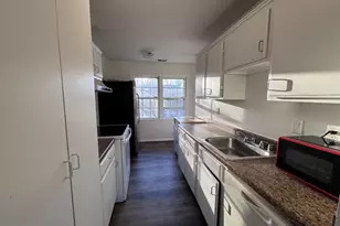 12335 Woodlawn Ct, Woodbridge, VA 22192 - Photo 7