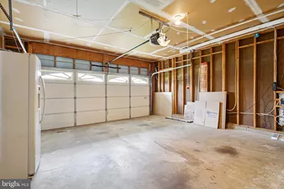 5406 Lomax Way, Woodbridge, VA 22193 - Photo 23