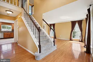 5406 Lomax Way, Woodbridge, VA 22193 - Photo 11