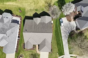 6369 Avington Pl, Gainesville, VA 20155 - Photo 5