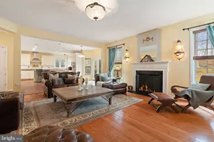 3679 Expedition Dr, Triangle, VA 22172 - Photo 11