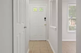 3601 Wharf Ln, Triangle, VA 22172 - Photo 5