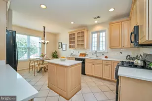 6340 Avington Pl, Gainesville, VA 20155 - Photo 5