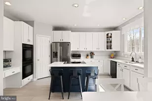 2927 Myrtlewood Dr, Dumfries, VA 22026 - Photo 13