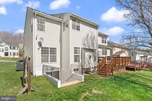 2927 Myrtlewood Dr, Dumfries, VA 22026 - Photo 61