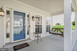 2927 Myrtlewood Dr, Dumfries, VA 22026 - Photo 5