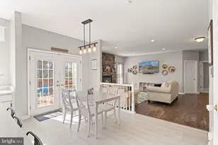 2927 Myrtlewood Dr, Dumfries, VA 22026 - Photo 11