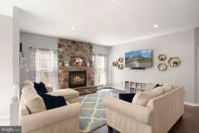 2927 Myrtlewood Drive, Dumfries, VA 22026 - Photo 9