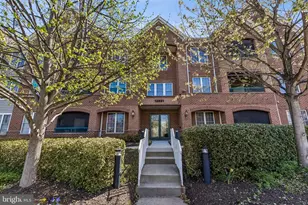 13891 Chelmsford Dr, Gainesville, VA 20155 - Photo 1