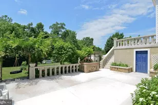 13195 Quade Ln, Woodbridge, VA 22193 - Photo 5