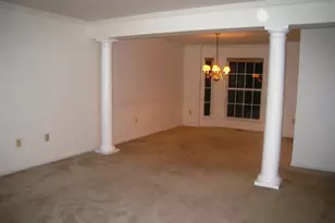 13195 Quade Ln, Woodbridge, VA 22193 - Photo 11