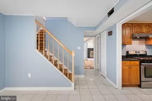 13303 Knoll Ct, Woodbridge, VA 22193 - Photo 11