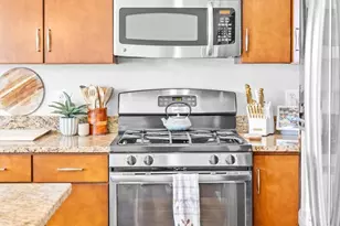 15353 Rosemont Manor Dr, Haymarket, VA 20169 - Photo 11