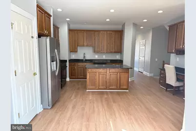 6866 Witton Circle, Gainesville, VA 20155 - Photo 5