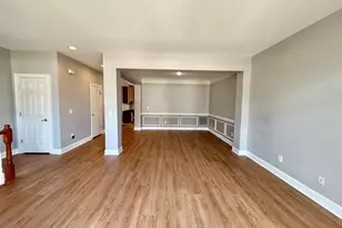 6866 Witton Cir, Gainesville, VA 20155 - Photo 7