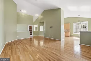 6344 Avington Pl, Gainesville, VA 20155 - Photo 15