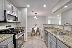 14192 Cuddy Loop, Woodbridge, VA 22193 - Photo 7