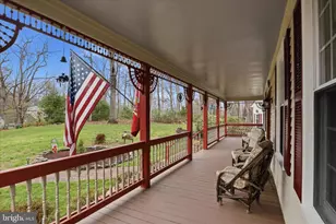 11547 Gunner Ct, Woodbridge, VA 22192 - Photo 7