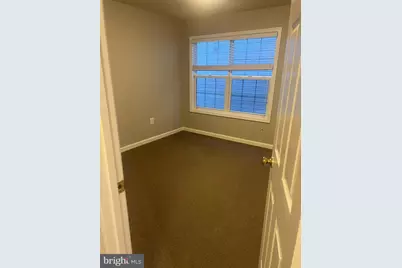 9138 Mineola Court, Manassas, VA 20111 - Photo 3