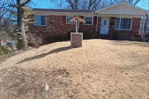 14810 Edgewater Dr, Woodbridge, VA 22193 - Photo 1