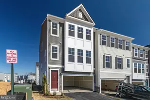 3978 Shire Meadow Ln, Triangle, VA 22172 - Photo 1