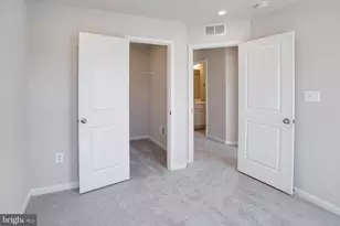 3978 Shire Meadow Ln, Triangle, VA 22172 - Photo 23