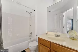 16796 Sweeney Ln, Woodbridge, VA 22191 - Photo 39