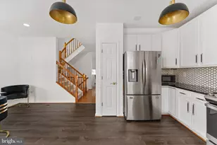 16796 Sweeney Ln, Woodbridge, VA 22191 - Photo 23