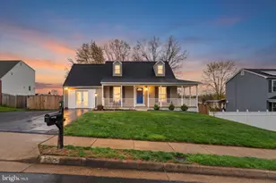 5787 Riverside Dr, Woodbridge, VA 22193 - Photo 1