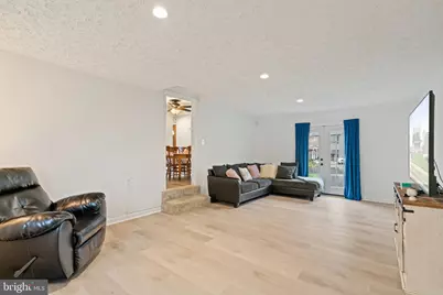 5787 Riverside Drive, Woodbridge, VA 22193 - Photo 19