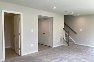 3969 Shire Meadow Ln, Triangle, VA 22172 - Photo 37