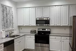 13017 Taxi Dr, Woodbridge, VA 22193 - Photo 9